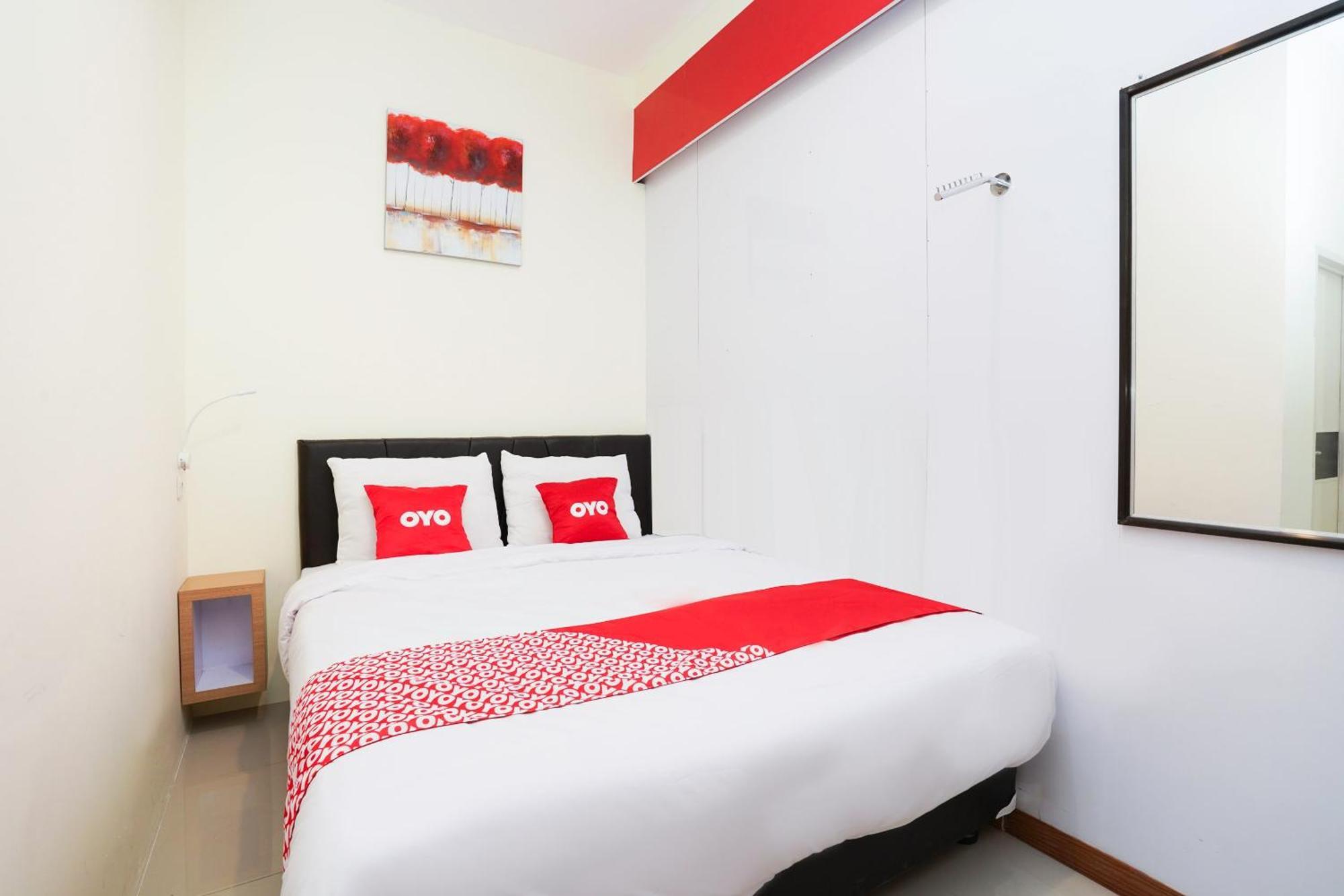 Hotel Super Oyo Flagship 3688 Pot Art à Sorabaya Extérieur photo